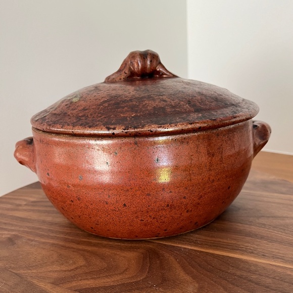 SELFRIDGE Signed Art Pottery Glazed Ceramic Bowl & Lid Side Handles Made Canada - Picture 5 of 17